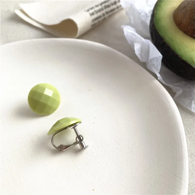 2020 Korean Round Green Resin Stone Earrings Retro Fresh Green Acrylic Flower Geometric Square Clip on Earrings Without Piercing 