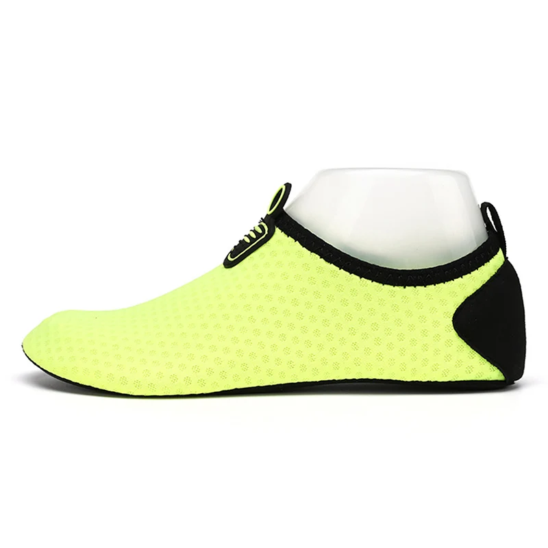 Women Men Swimming Shoes Breathable Soft Flat Sole Sneaker Shoes for Summer Surfing Diving FDX99