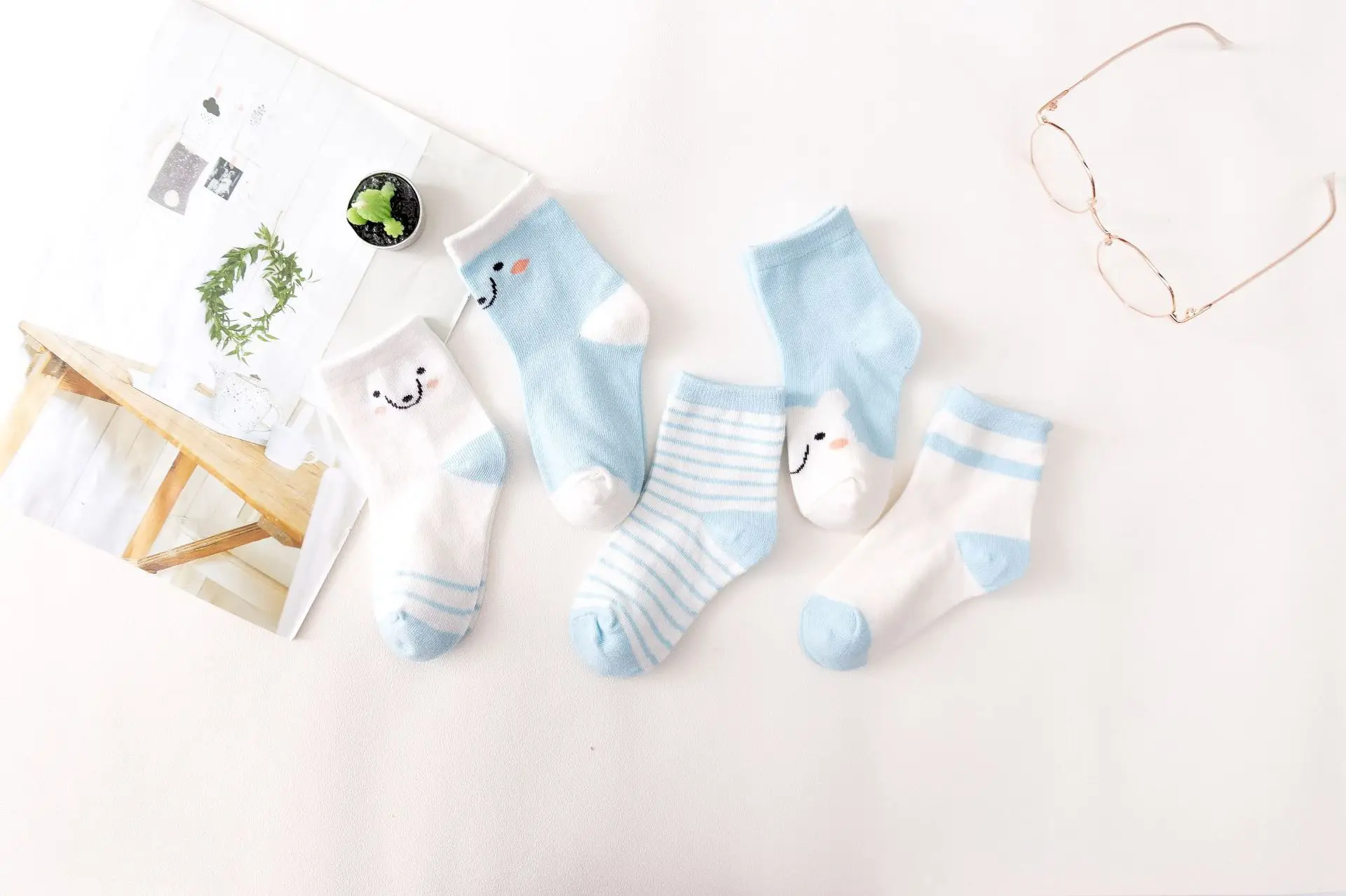 Spring New Style Children's Socks Cartoon Bear Sky Blue a Swell Cotton Breathable Sweat Absorbing Children's Socks