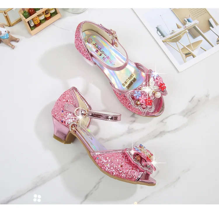 Новая детская обувь принцессы для девочек; сандалии на высоком каблуке из искусственной кожи с бантом; вечерние сандалии для девочек; модельные туфли; Размеры 26-36