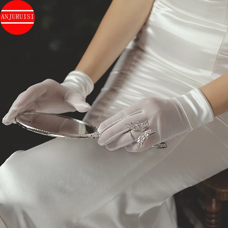 

Short Wedding Bride Gloves Stretch Satin Finger Accessories Mariage Gauze Luvas Akcesoria Novia Rękawiczki Handschoenen Eldiven