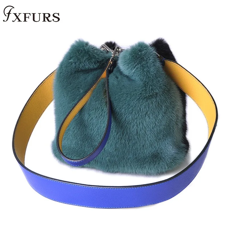 

New Arrival Women Real Mink Fur Handbag Luxry Real Fur Flap Ladies Crossbody Bags Female Bags For Lady Fur Shoulder Bag