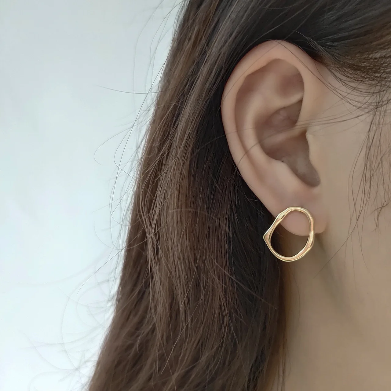 

Chao fu mao South Korea Korean-style Women's 925 Sterling Ear Stud INS Style Irregular Hollow out Earrings Earrings Online Celeb