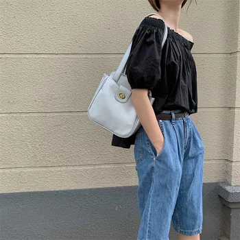 

Simple and Comfortable One-shoulder Handbags High-end Texture Bag Design Simple Wind Diagonal Underarm Bags Gg Louis Brand