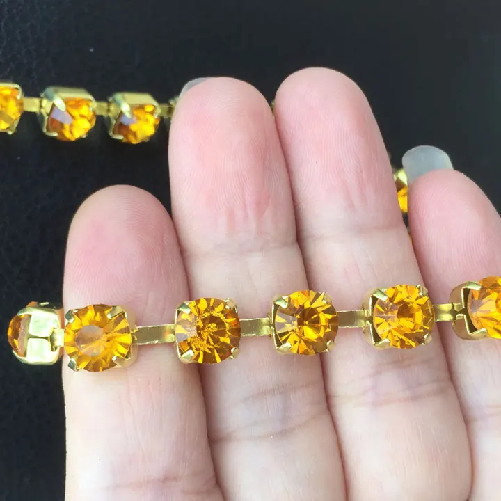 gold Стразы на цепочке, 1 ярд, ss38, кристаллы, цветные стразы, золото, матель, квадратная чашка, используется для ювелирных изделий, одежды, сумок - Цвет: gold