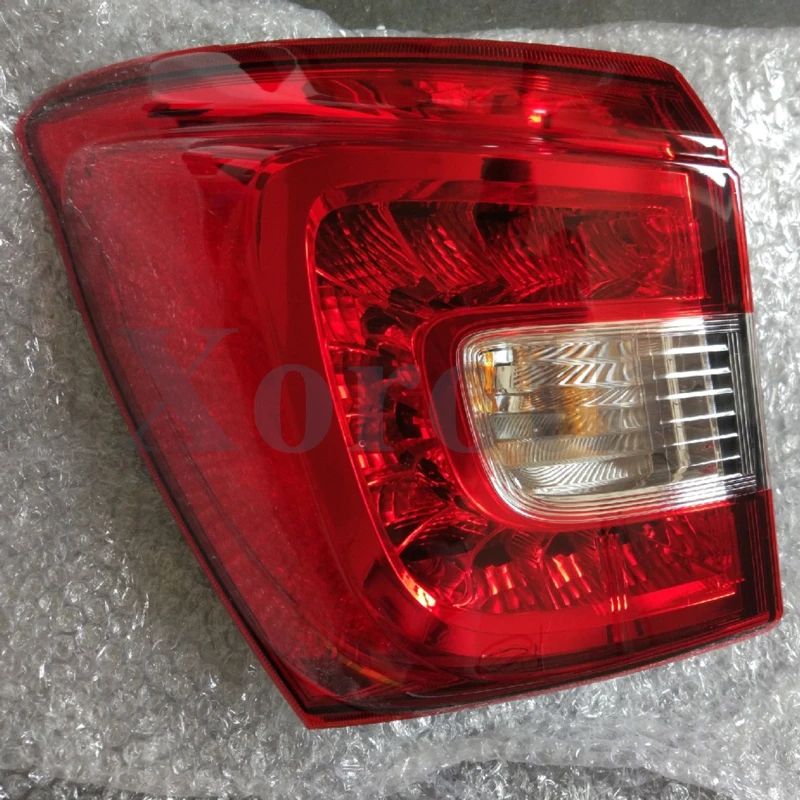 OEM 자동차 LED 테일 램프, LED 미등, SX4 S 크로스 LED 테일 라이트 35604-74R00 스즈키 SX4 S-CROSS 2017-2021