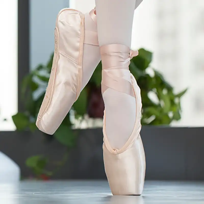 バレエダンスシューズ子供と大人のバレエダンス靴をポイントプロとリボンの靴女性zapatos Mujer女性のスニーカー ダンスシューズ Aliexpress