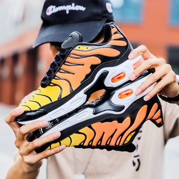 

Outdoor Jogging Mesh Breathable Men Running Shoes New Heightened Running Couple Casual Shoes Men's Shoes Lightweight Sneakers