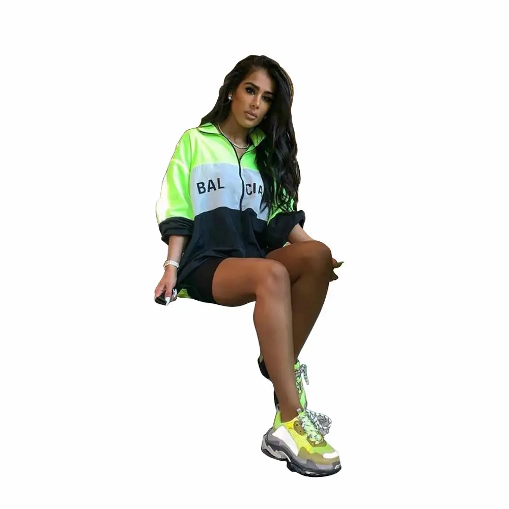 

HHDMV new neutral minimalist style fashion women short outwear long sleeve lapel zipper letters printed short outwear