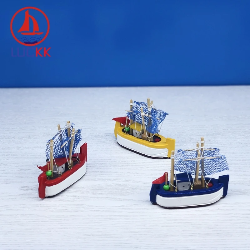 

LUCKK 8-15CM Mediterranean Wooden Sailing Boat Model Ships With Net Room Decor Miniature Furnish Nautical Crafts Kids Toys Gifts