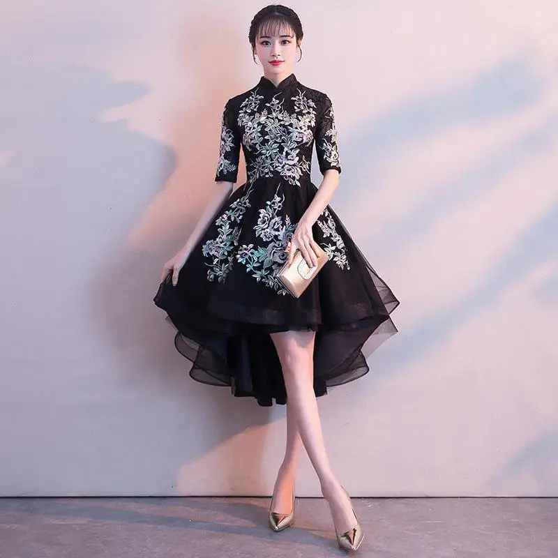 

Chinese Retro Quality Dress Embroidered Floral Cheongsam Elegant Half Sleeve Women Evening Dress Retro Oriental Bride Wedding