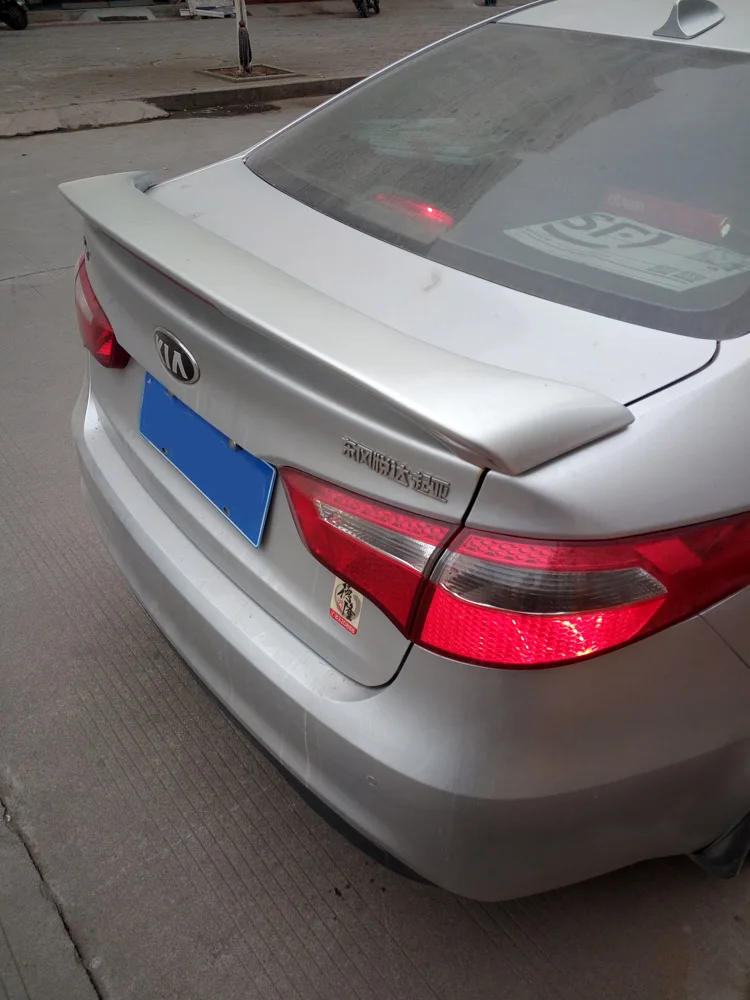 Спойлер для Kia RIO K2 со светодиодной подсветкой из АБС пластика заднее крыло