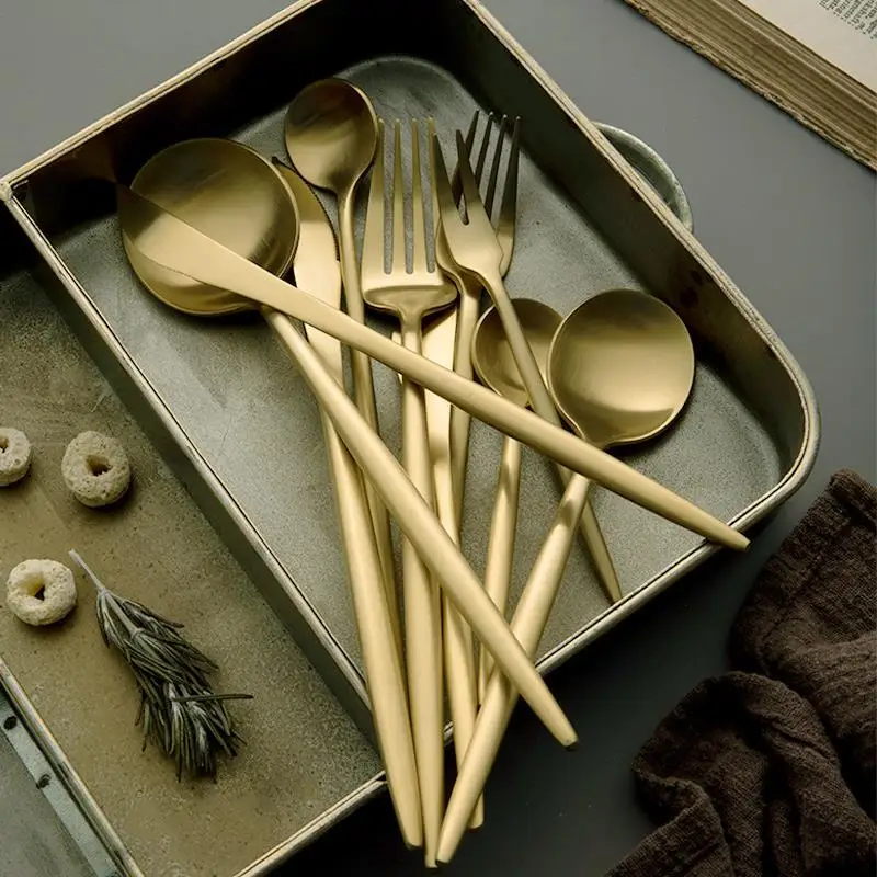 Практичная столовая посуда Золотая коллекция вилки ложки столовые приборы из