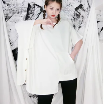 

Korea 2020 New Summer Fashion Women Clothes Round Neck Batwing Sleeves Asymmetrical Single Breasted Pullover Loose T-shirt Y087