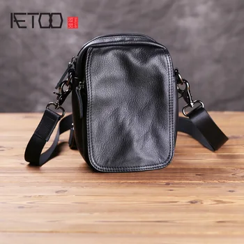 

AETOO Men's leather shoulder bag, casual mini men's bag, leather men's messenger bag