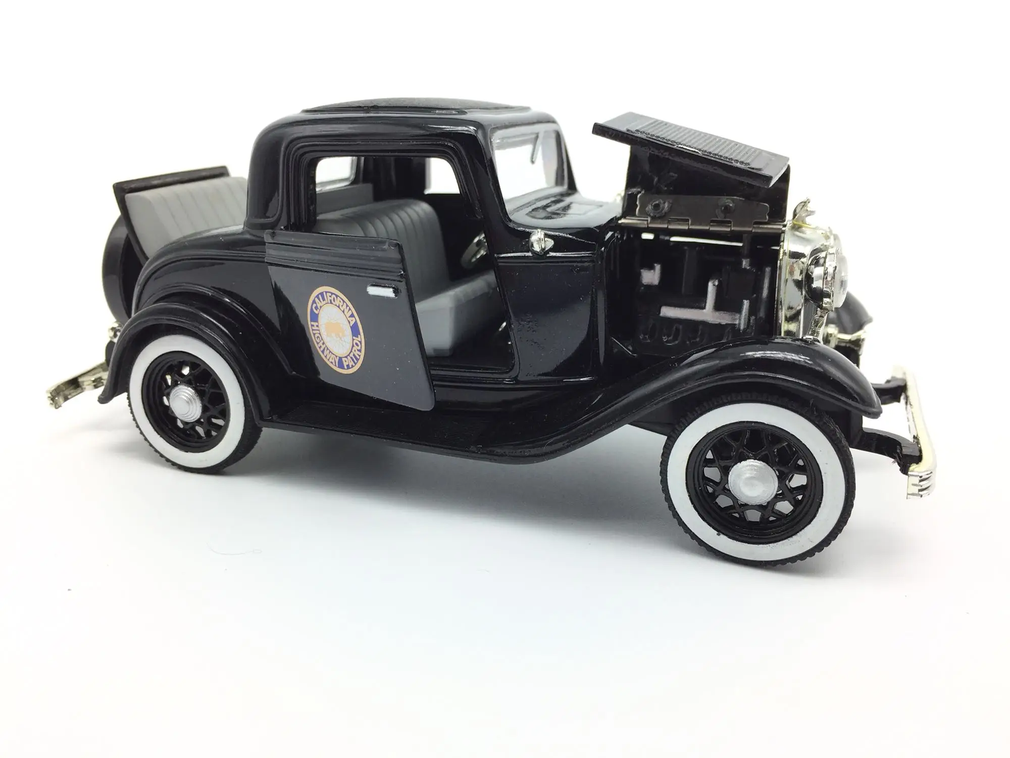 1:32 Ford~ Ford классический автомобиль~ в коробке~~ сплав~~ модель автомобиля~ длина 13 см
