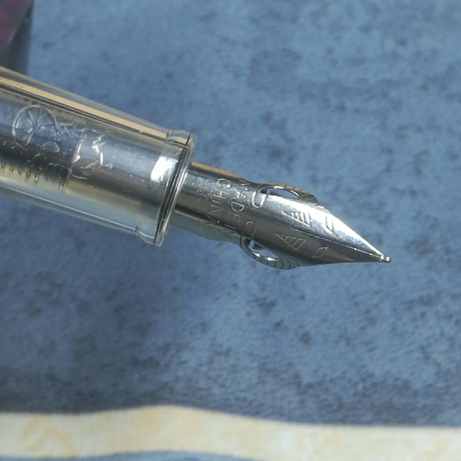 

1pc JINHAO 992 Plastic Transparent converter pen with hard slippery nib