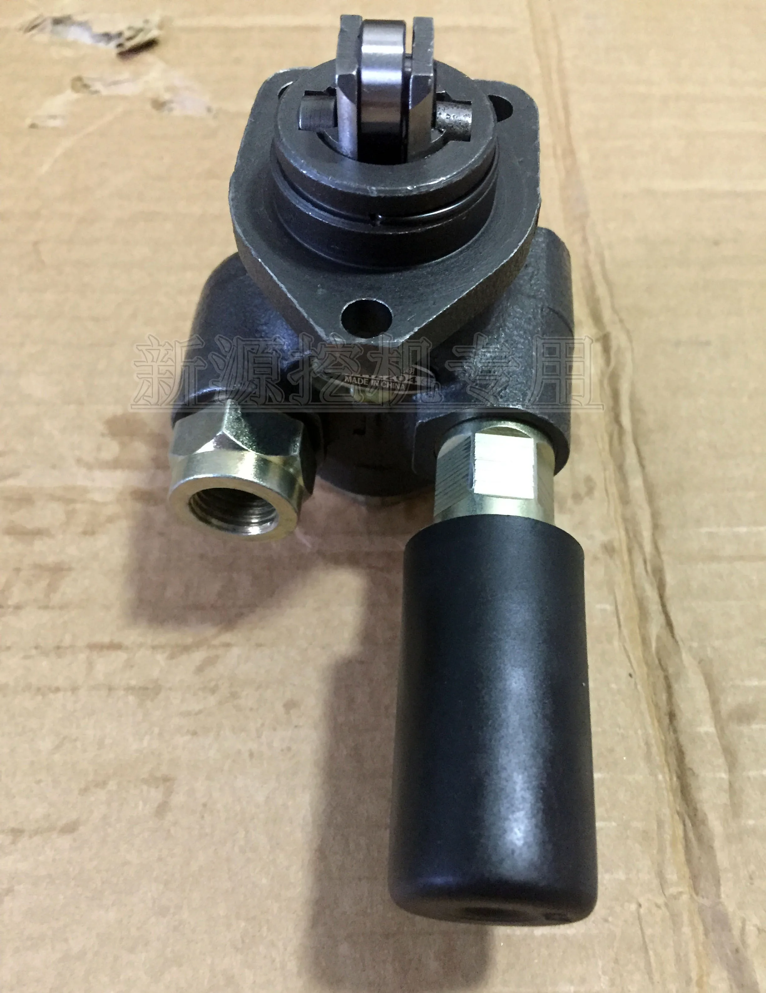 

Make for New Source Mechanical Tire Excavator Walk under the tank pump Original accessories Original parts