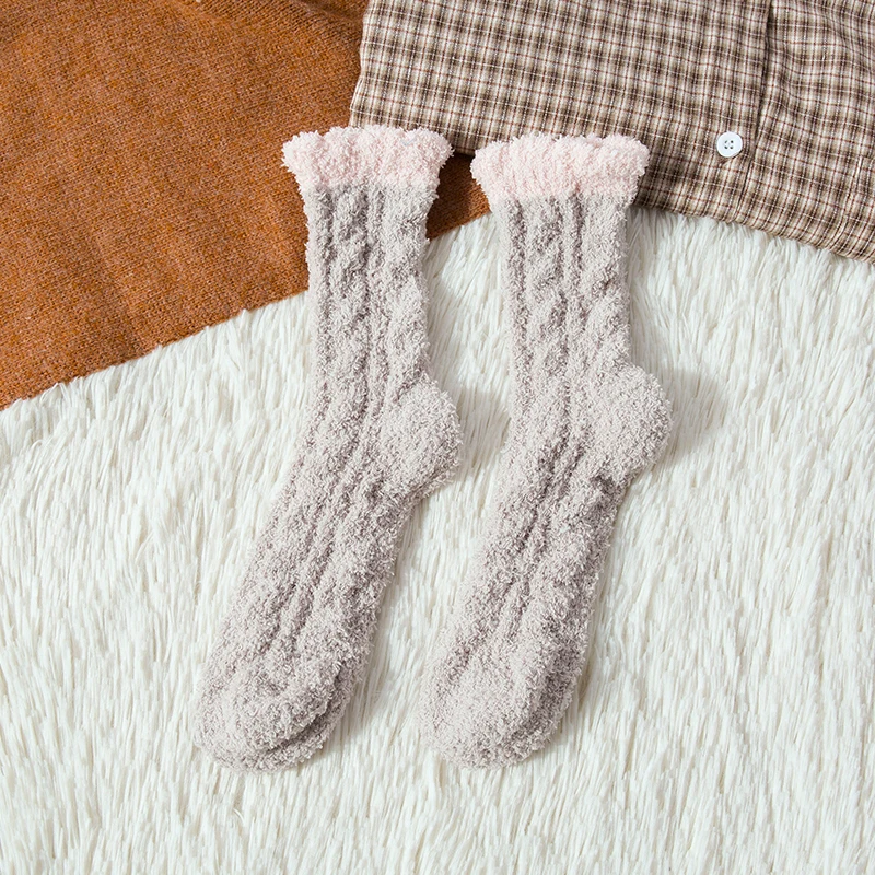 Осенне-зимние новые женские мягкие и теплые удобные носки-тапочки из кораллового флиса - Цвет: 7