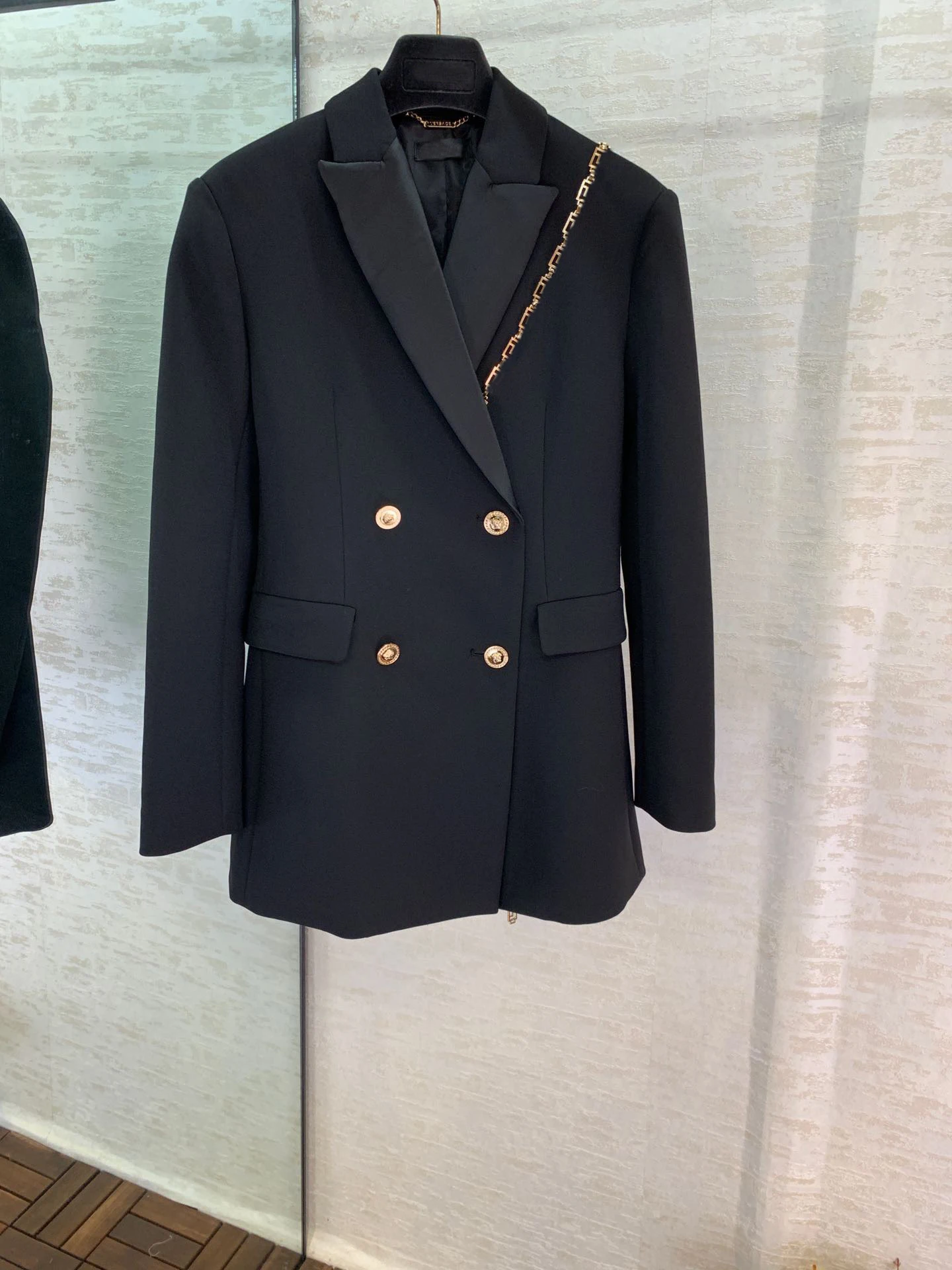 Черный Новинка 11,15, Осень-зима, женский двубортный пиджак с золотыми цепочками - Цвет: Черный