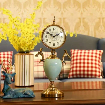 

Retro Metal Table Clock Decorative European Cracked Ceramics Clock Silent Bedside Timekeeping Table Clock Home Decoration