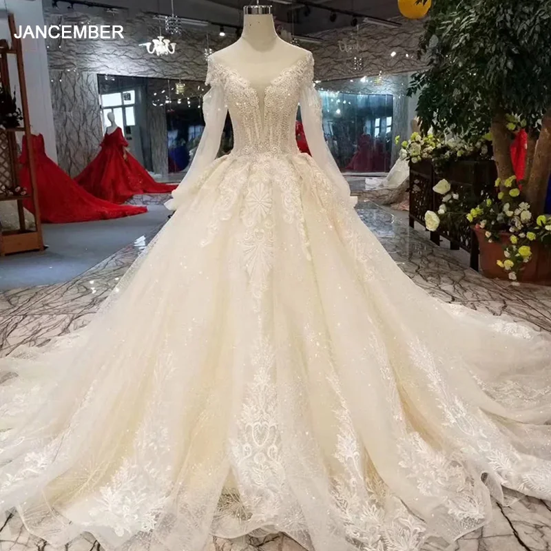 bridal dresses with long trains