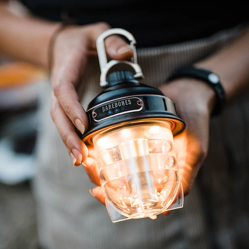 Barebones 작은 샹들리에 비콘 랜턴 야외 캠핑 랜턴 조명 충전식 LED 조명 캠프 조명