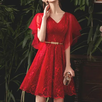 

Red Luxury Short Bridesmaid Dresses 2020 Elegant A Line V-Neck Lace Party Special Occasion Gown Mini Wedding Guest Dress