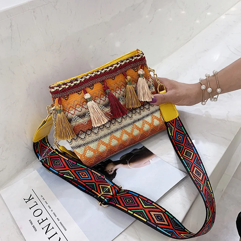 

Bag Women's 2019 Summer New Style Ethnic-Style Weaving Tassels Bucket Bag CHIC Fashion Wide Strap Shoulder Bag