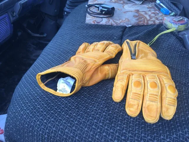 UBGLYBROS UBG53 distressed leather glove touchscreen 7