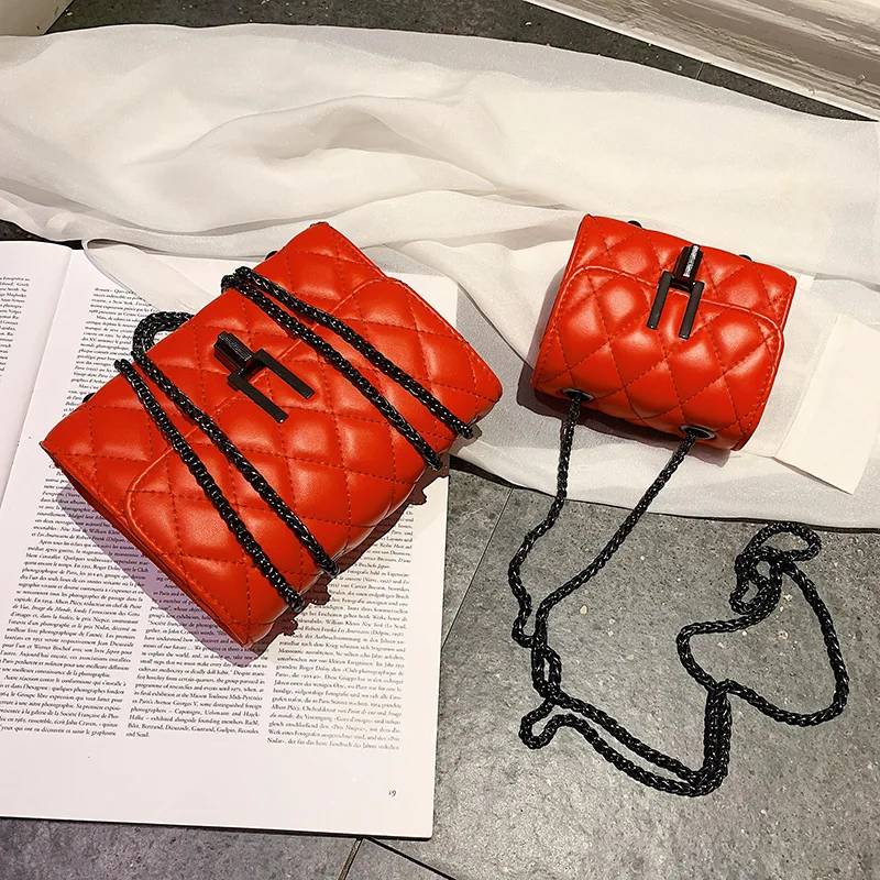 

Fashion women's bag 2019 new Korean version of the rhombic chain shoulder bag wild casual slung small square bag