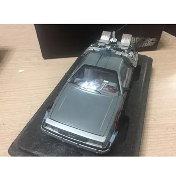 

Back to the second generation 1/18 alloy die-cast boutique version die-cast car model with light car toy gift collection display