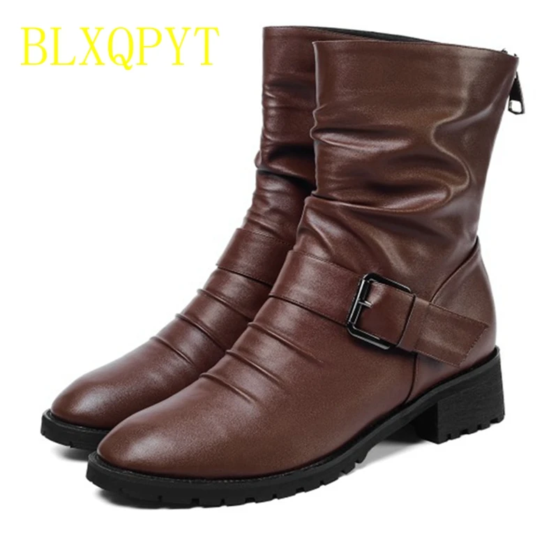 

BLXQPYT/женские зимние ботинки с круглым носком и пряжкой, очень большие размеры 30-52 пикантные модные Ботильоны на каблуке 4,5 см Повседневная зимняя обувь на молнии, HQ3028