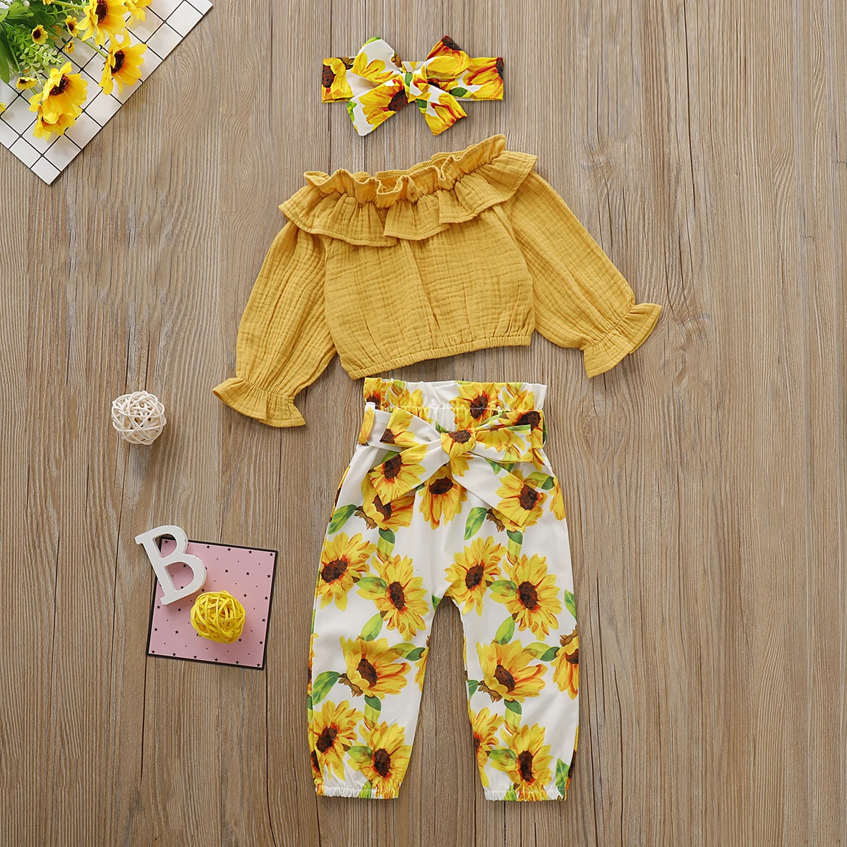 Комплект одежды для маленьких девочек; коллекция года; Осенняя желтая блузка с длинными рукавами и оборками для малышей; брюки с подсолнухами; повязка на голову; комплекты одежды