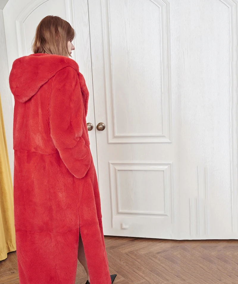 Ftangaiur2019 Winter Import Velvet Mink Fur Coat With Fur Hood Pure Red Color Mink Coats Women's Medium Loss Real Mink Fur Coats