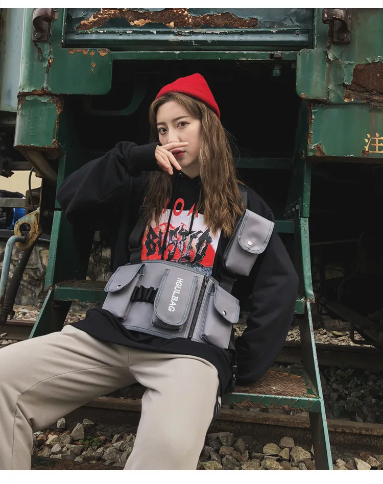 Functional Fashion Chest Rig Bag Men Women Hip Hop Harness Adjustable Tactical Vest Sports Hunting Tactical Packages Bullet Pack