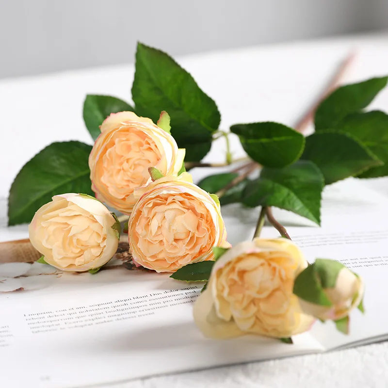 Erxiaobao 5 головок пионы, искусственные цветы розовые белые розы бутон высокого качества искусственный цветок из шелка осенние украшения для дома свадьбы - Цвет: Champagne
