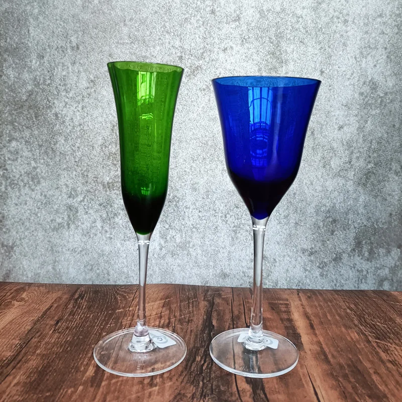 

2Pcs Crystal Glass Cup Champagne Vintage Cocktail Glasses Martini Goblet European Medieval Design Drinking Cup Decoration