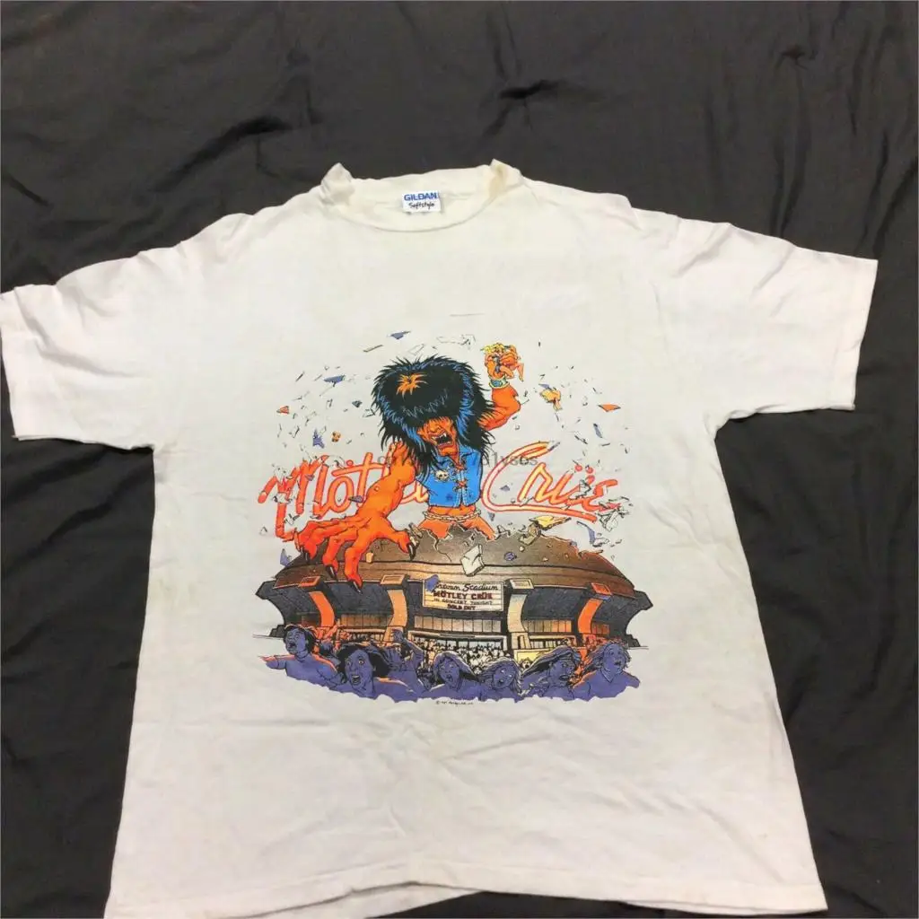 Rare Vintage Motley Crue Concert T 