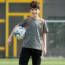 Детская футболка с короткими рукавами г., летняя новая стильная быстросохнущая одежда для мальчиков футболка для бега спортивная верхняя одежда с вырезом лодочкой для больших мальчиков