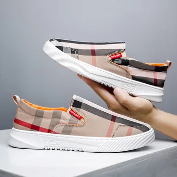 

2020 New Four Seasons Fashion Trend Umbrella Cloth Men's Shoes Korean-Style Internet Red TikTok Casual Viscose Fiber Board Shoes