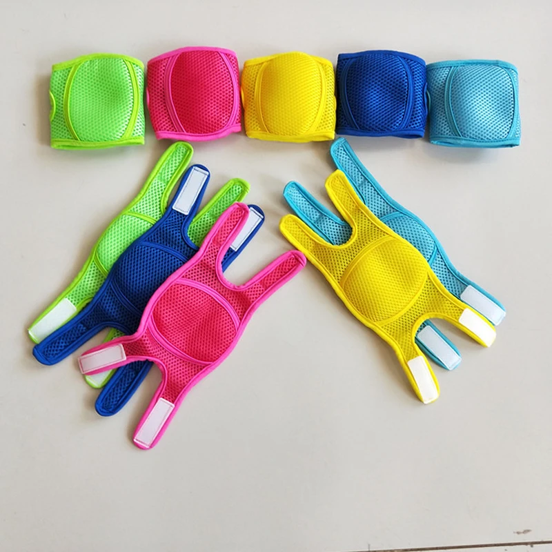 hand gloves for crawling babies