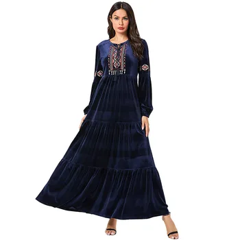 

Middle East Comfortable Women's Robe Muslim Arab Ramadan Embroidered Gold Velvet Long Skirt Dubai Mosque Long Sleeve Dress