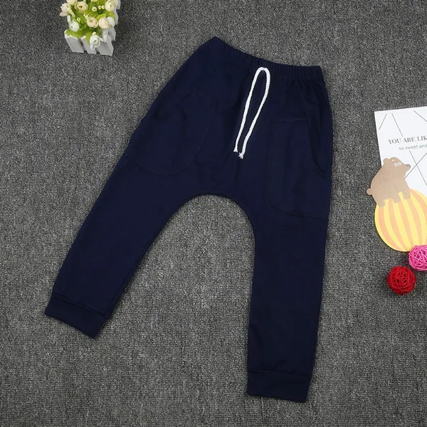 navy blue Одежда для маленьких девочек и мальчиков г. Осенние детские шаровары хлопковые однотонные укороченные Леггинсы для мальчиков и девочек, одежда для От 2 до 6 лет - Цвет: navy blue