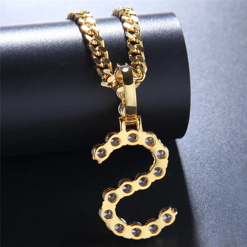 10198405841_856345497