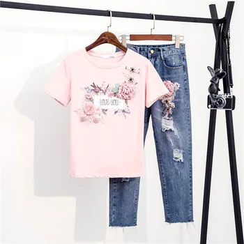 

2020 Women Floral Embroidery 3D Flower Tshirts + Jeans 2pcs Clothing Sets Summer Casual Suits