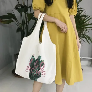 

2020 new small fresh printing pattern shoulder bag large capacity student bag travel short distance bag hand carry shopping bag