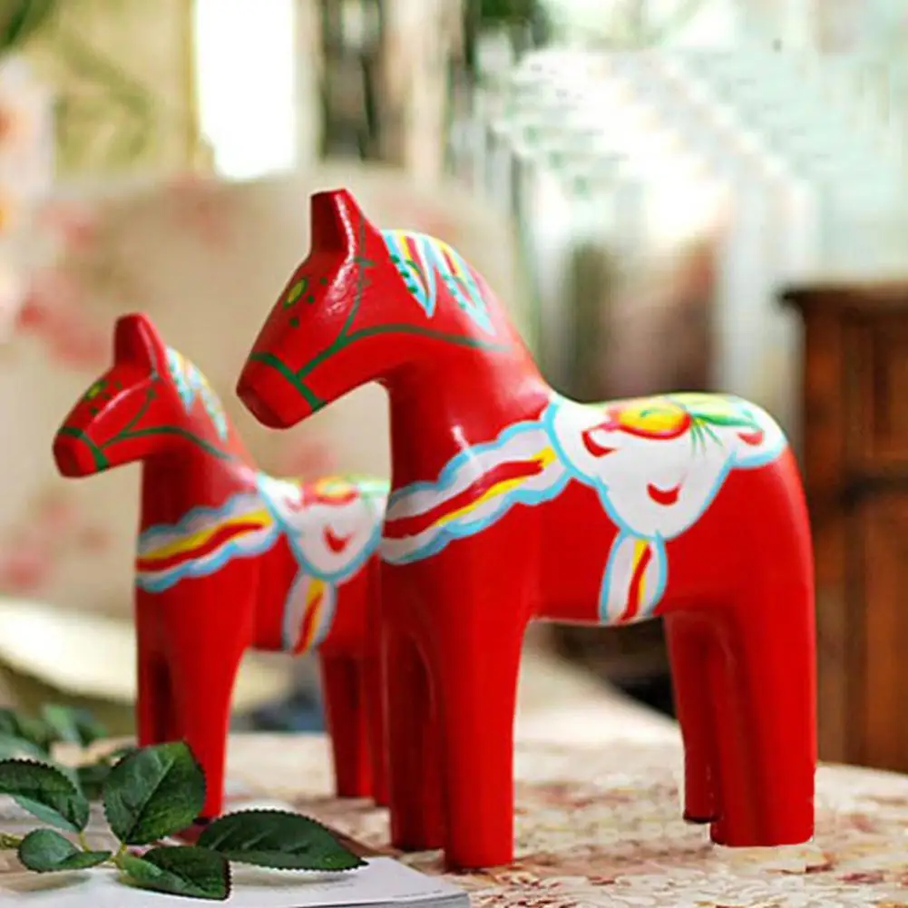 

2Pcs/Set Wooden Nordic Sweden Dala Painted Red Horse Crafts Decoration Desktop Display