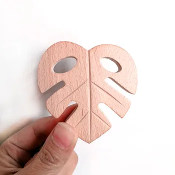 

moonpie Beech wooden teether wooden leaf baby teether natural wood leaves smooth pram toy gym toy charm EA300