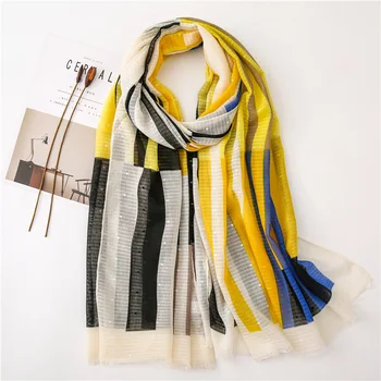 

2020 Luxury brand New Cotton silk scarves Autumn and winter Lady quality Print beach shawl women's Fashion cotton material scarf